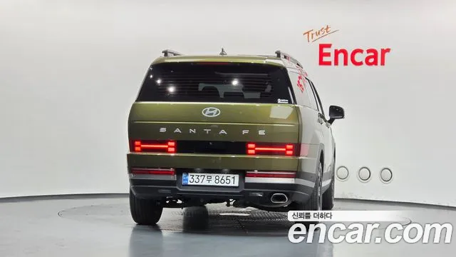 Hyundai Santa Fe 2024 thumb 4