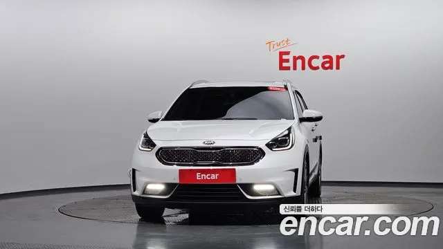 Kia Niro 2017 thumb 2