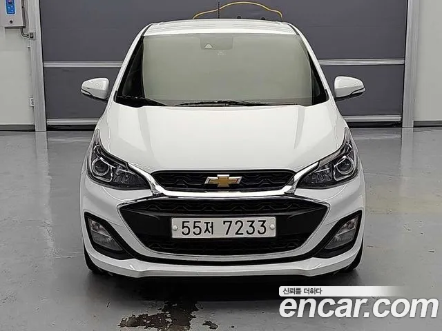Chevrolet Spark 2019 thumb 2