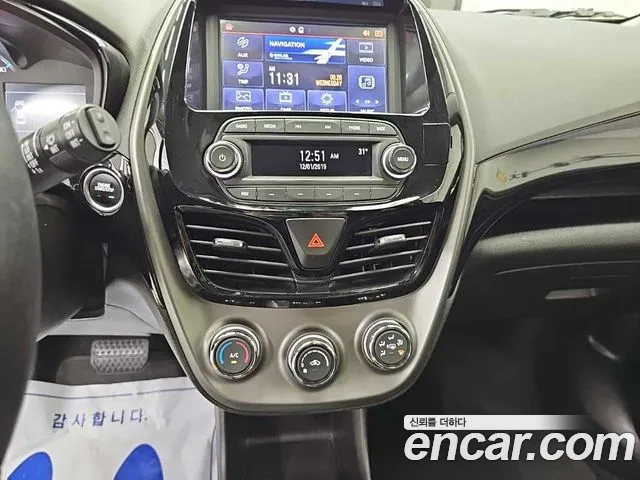 Chevrolet Spark 2019 thumb 10
