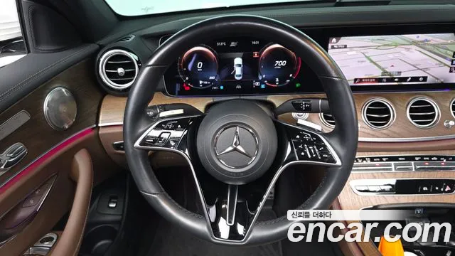 Mercedes-Benz E-Класс 2021 thumb 12