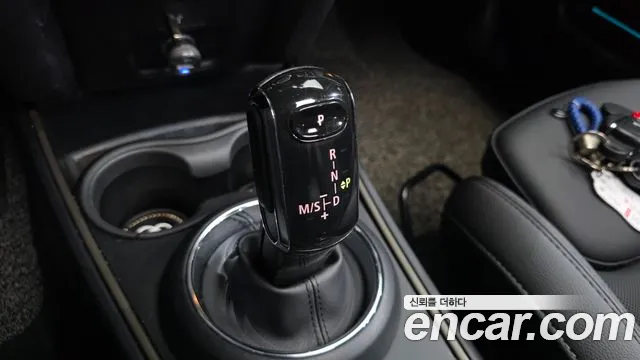 Mini Countryman 2021 thumb 9