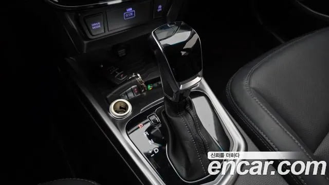 KG_Mobility_Ssangyong TIBOLI 2022 thumb 9
