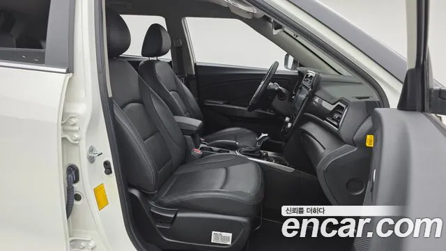 KG_Mobility_Ssangyong TIBOLI 2022 thumb 11