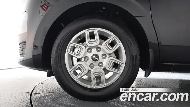 Hyundai Staria 2026 thumb 4