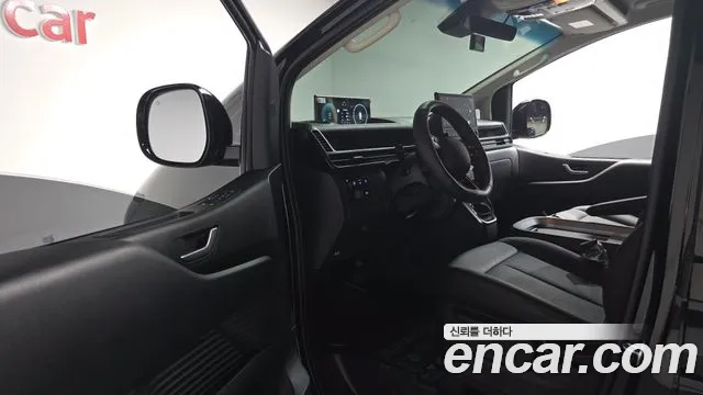 Hyundai Staria 2026 thumb 9