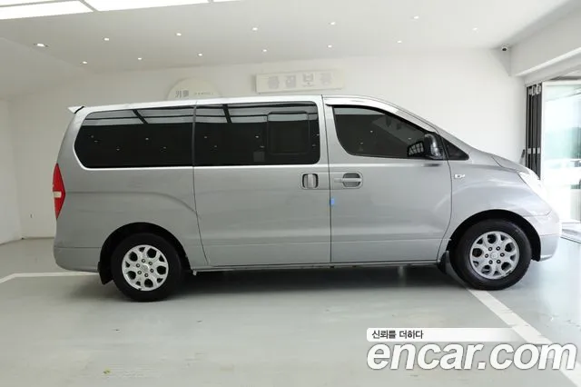 Hyundai Starex 2011 thumb 5