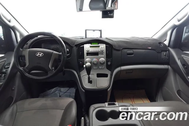 Hyundai Starex 2011 thumb 8