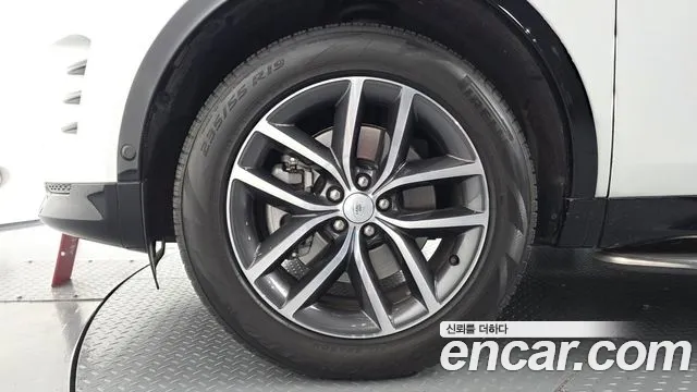 Land Rover Discovery Sport 2024 thumb 5