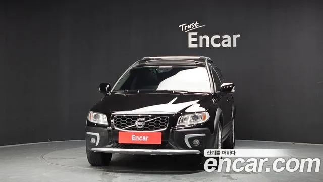 Volvo XC70 2016 thumb 3