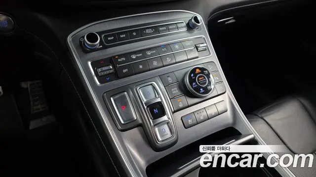 Hyundai Santa Fe 2023 thumb 8