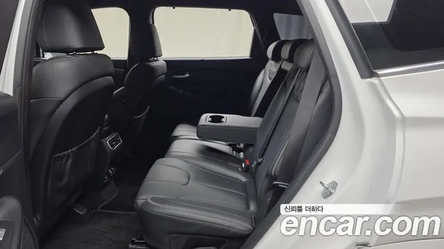 Hyundai Santa Fe 2023 thumb 11