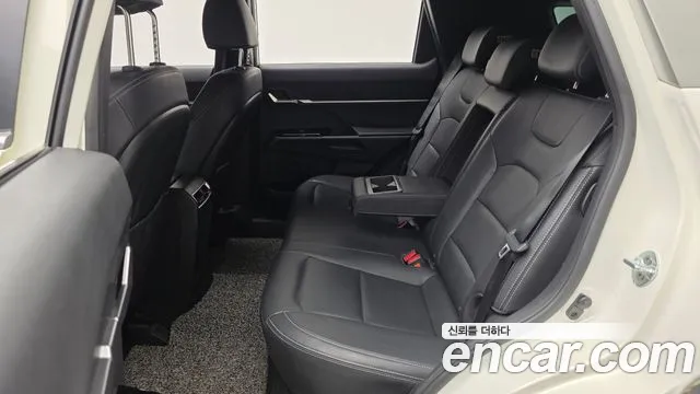 KG_Mobility_Ssangyong Torres 2022 thumb 12