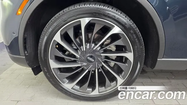 Lincoln Aviator 2023 thumb 5