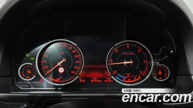 BMW 5 серии 2014 thumb 8