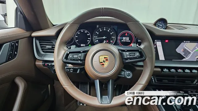 Porsche 911 2020 thumb 12