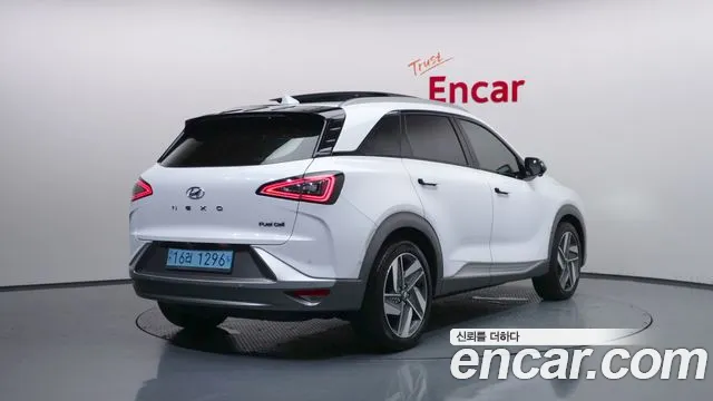 Hyundai Nexo 2022 thumb 2