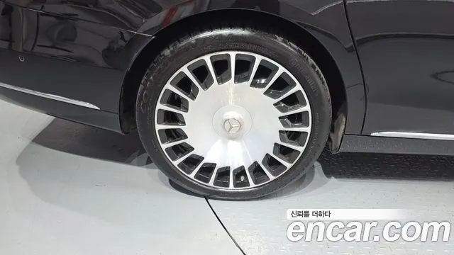 Mercedes-Benz S-Класс 2018 thumb 4