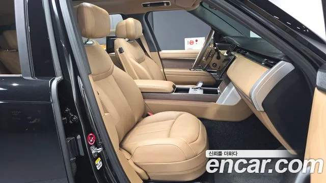 Land Rover Range Rover 2026 thumb 11