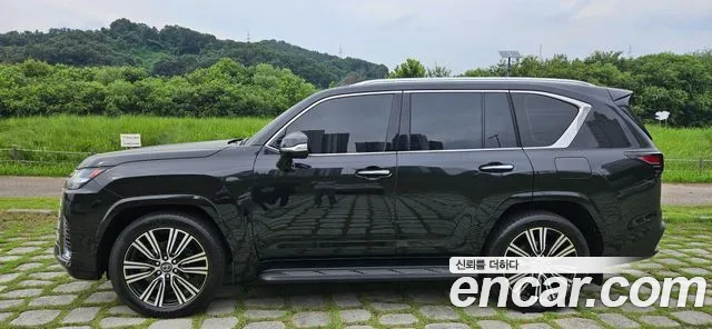 Lexus LX 2026 thumb 3