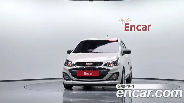 Chevrolet Spark 2018 thumb 2