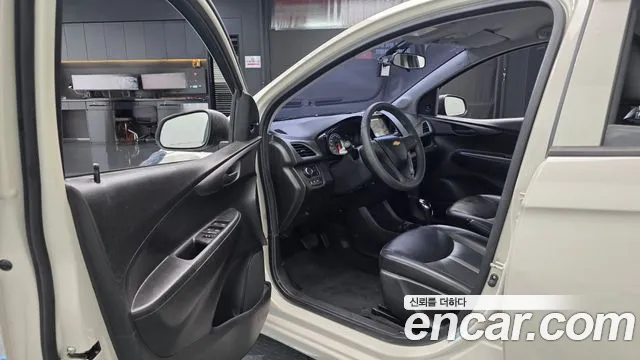Chevrolet Spark 2018 thumb 9