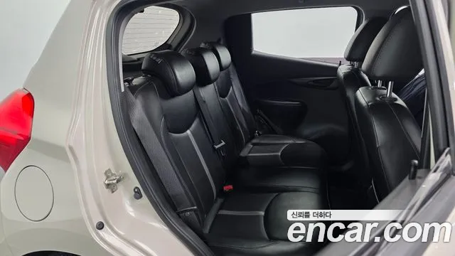 Chevrolet Spark 2018 thumb 10