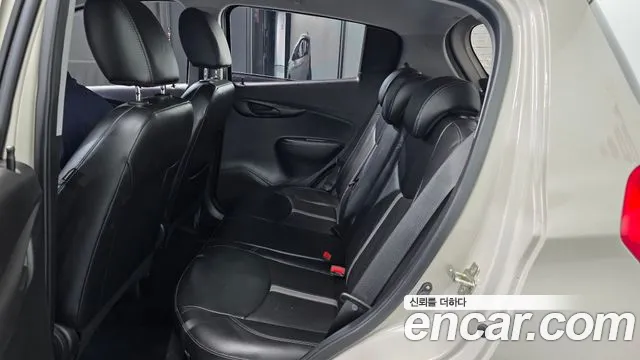 Chevrolet Spark 2018 thumb 11