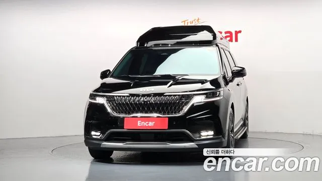 Kia Carnival 2023 thumb 3