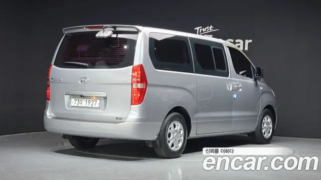 Hyundai Starex 2013 thumb 2