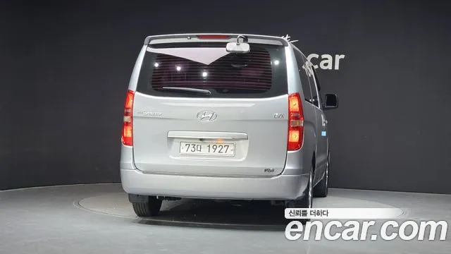 Hyundai Starex 2013 thumb 4