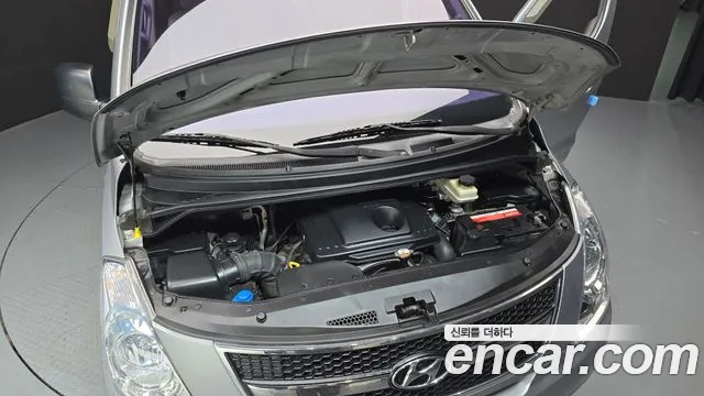 Hyundai Starex 2013 thumb 6