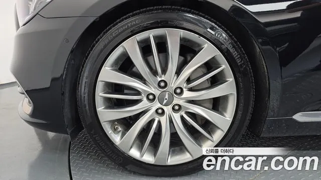 Genesis G80 2016 thumb 5