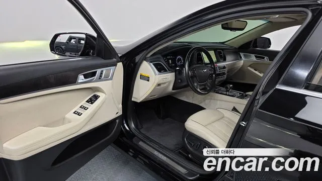 Genesis G80 2016 thumb 10
