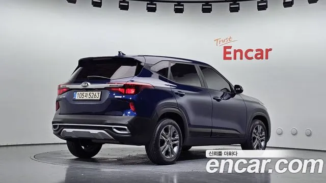 Kia Seltos 2021 thumb 2