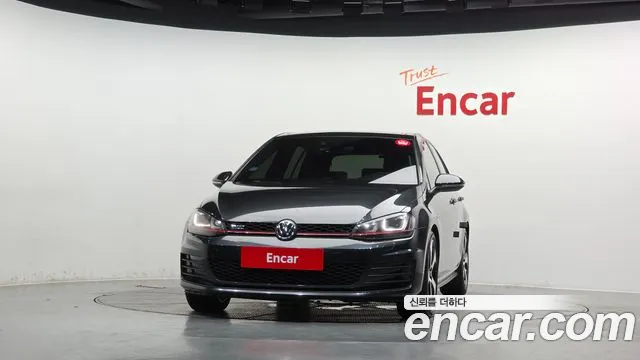 Volkswagen Golf Sportsvan 2014 thumb 3