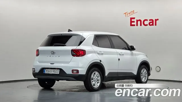 Hyundai Venue 2025 thumb 2