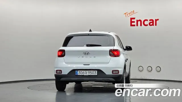 Hyundai Venue 2025 thumb 4