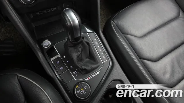 Volkswagen Tiguan 2020 thumb 8
