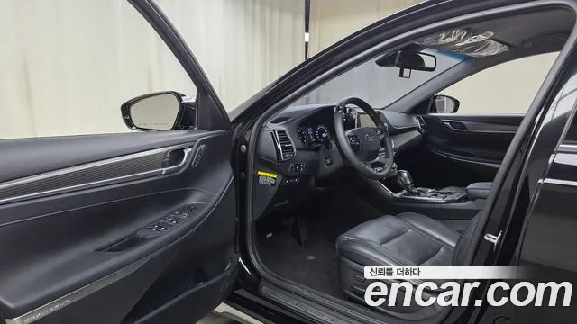 Hyundai Grandeur 2017 thumb 9