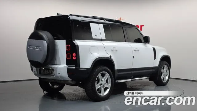 Land Rover Defender 2020 thumb 2