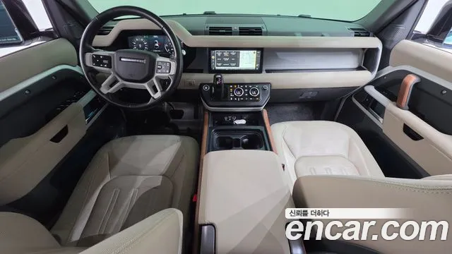 Land Rover Defender 2020 thumb 7