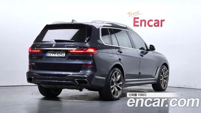 BMW X7 2022 thumb 2