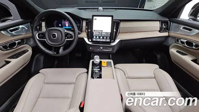 Volvo XC90 2025 thumb 6