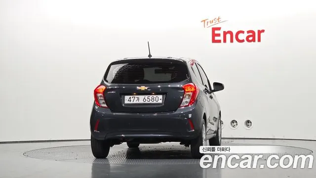Chevrolet Spark 2018 thumb 4