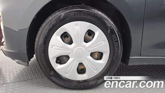 Chevrolet Spark 2018 thumb 5