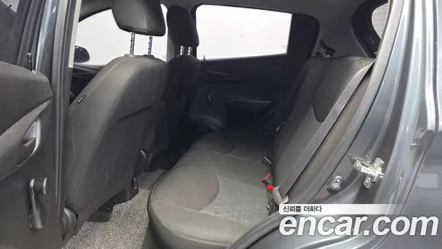 Chevrolet Spark 2018 thumb 12