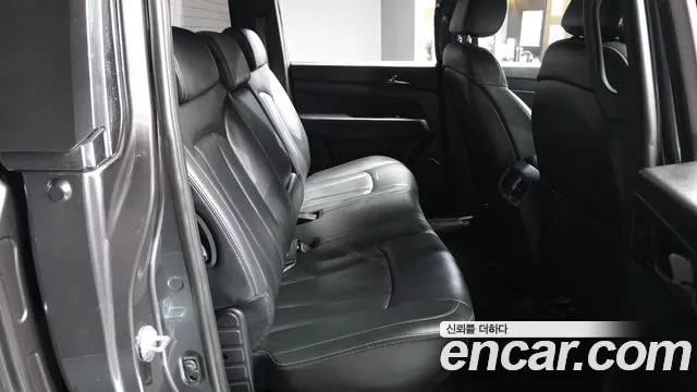 KG_Mobility_Ssangyong Rexton 2020 thumb 12