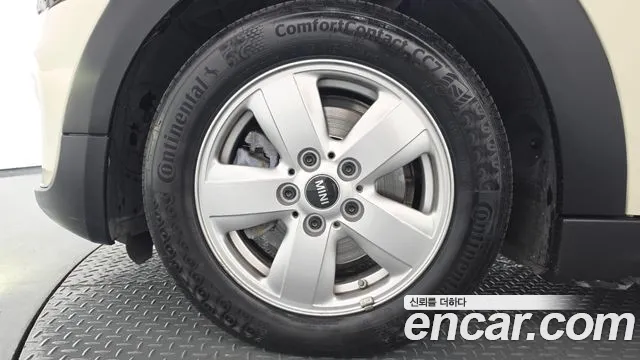 Mini Hatch 2019 thumb 5