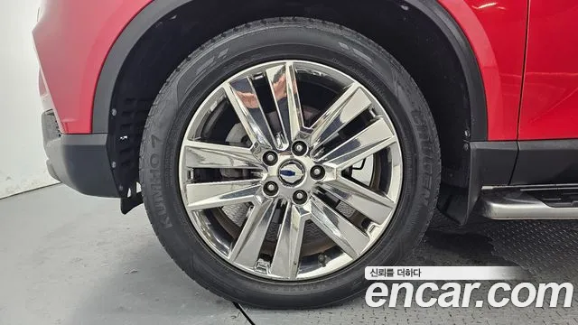 KG_Mobility_Ssangyong Rexton 2019 thumb 5